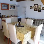 بيت ضيافة Borostyan Vendeghaz 3*
