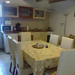 بيت ضيافة Borostyan Vendeghaz